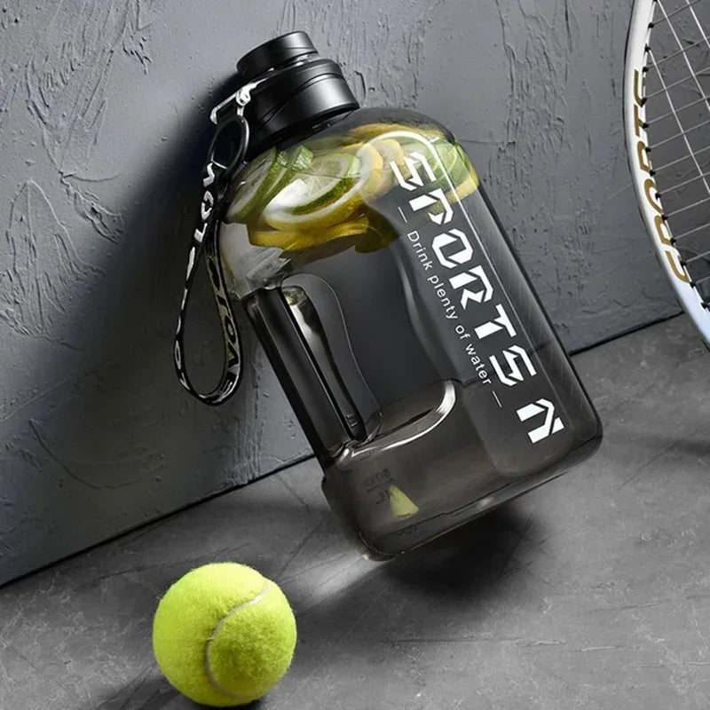 1,7L/2,7L Sport-Wasserflasche Gym Radfahren Becher Tragbare große Kapazität Wasserflasche für Fitness Camping Männer Wasserkocher